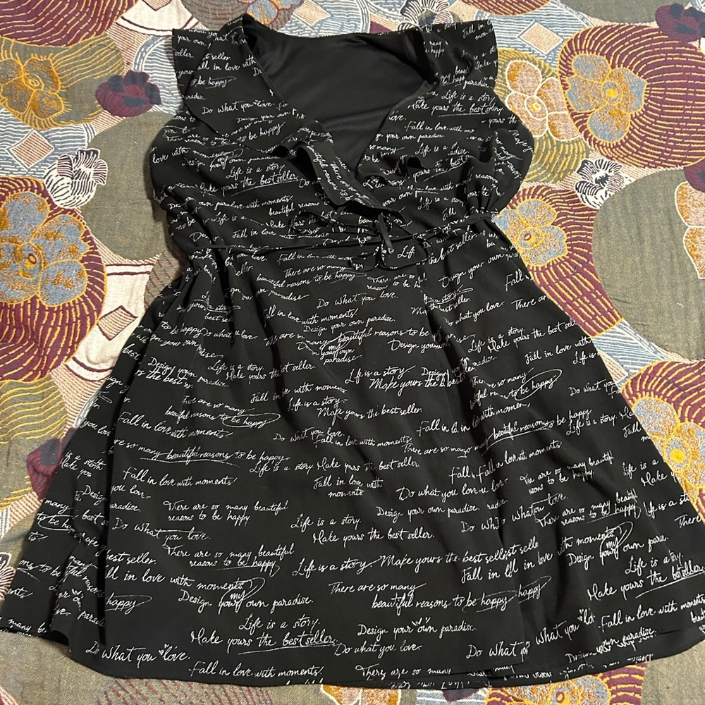 Black and White V-Neck Flutter Sleeve Mini Dress